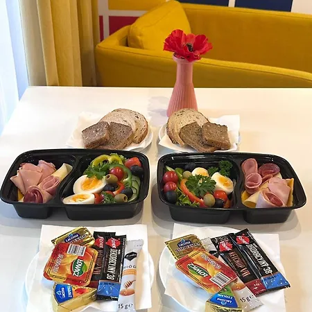 Level Hotel apartamentowy 3*