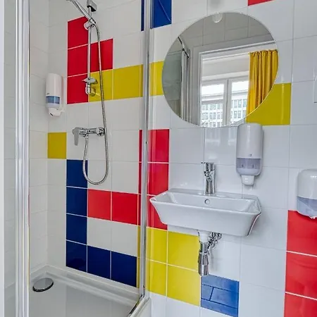 Level Aparthotel