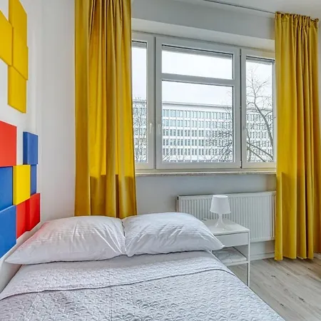 Level Aparthotel Warsaw
